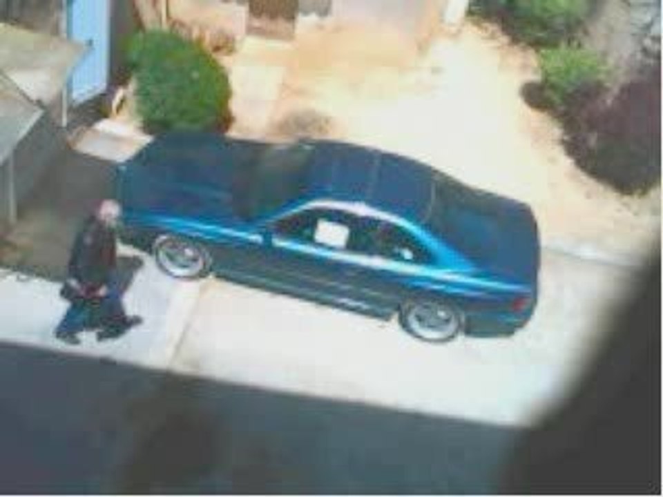 Enfoiré qui raye ma BMW 850 CSI