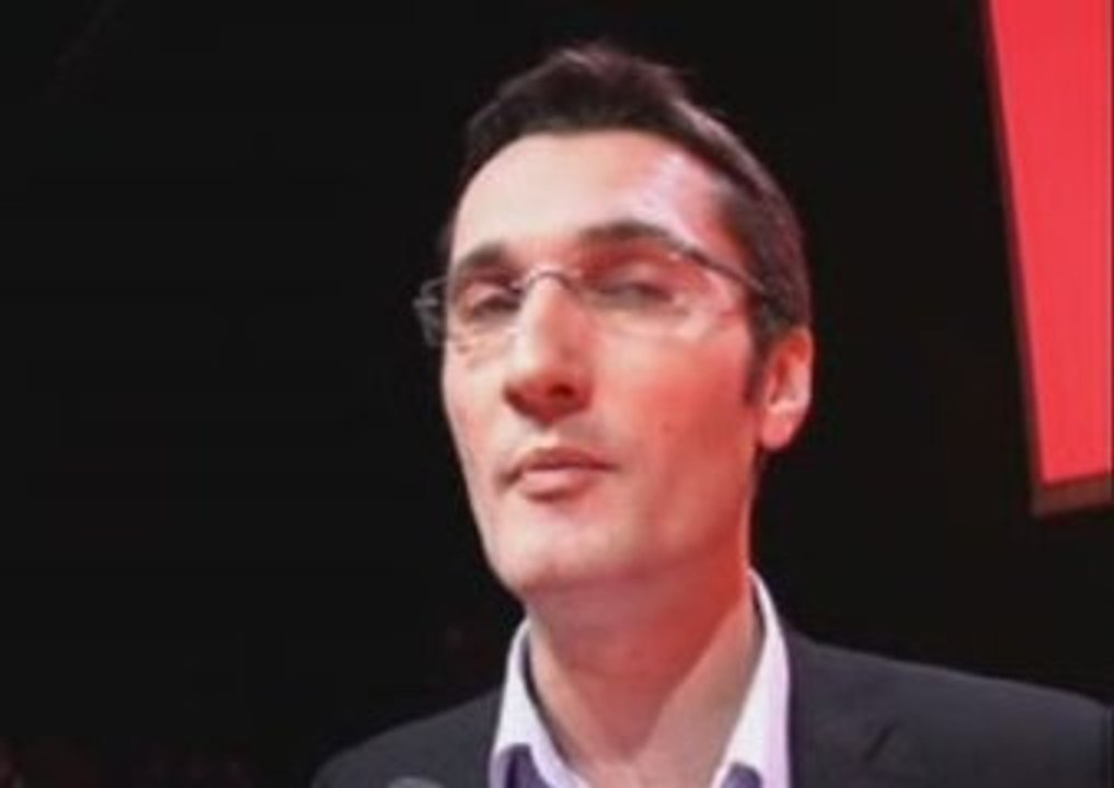 Ils soutiennent : Olivier Dartigolles (PCF)