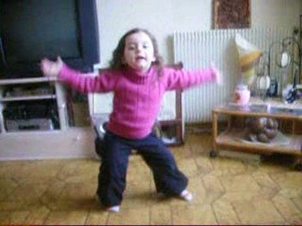 on naît fan d'Indochine, ici à 3 ans, ça se confirme...!!!