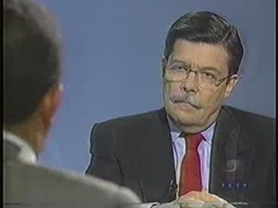 HUGO CHAVEZ EN PRIMER PLANO 1998