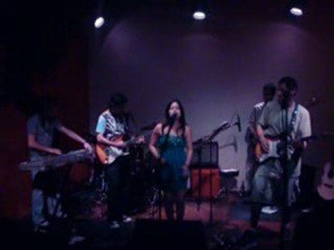 PERU FUNK COLLECTIVE - Running away ( Roy Ayers )