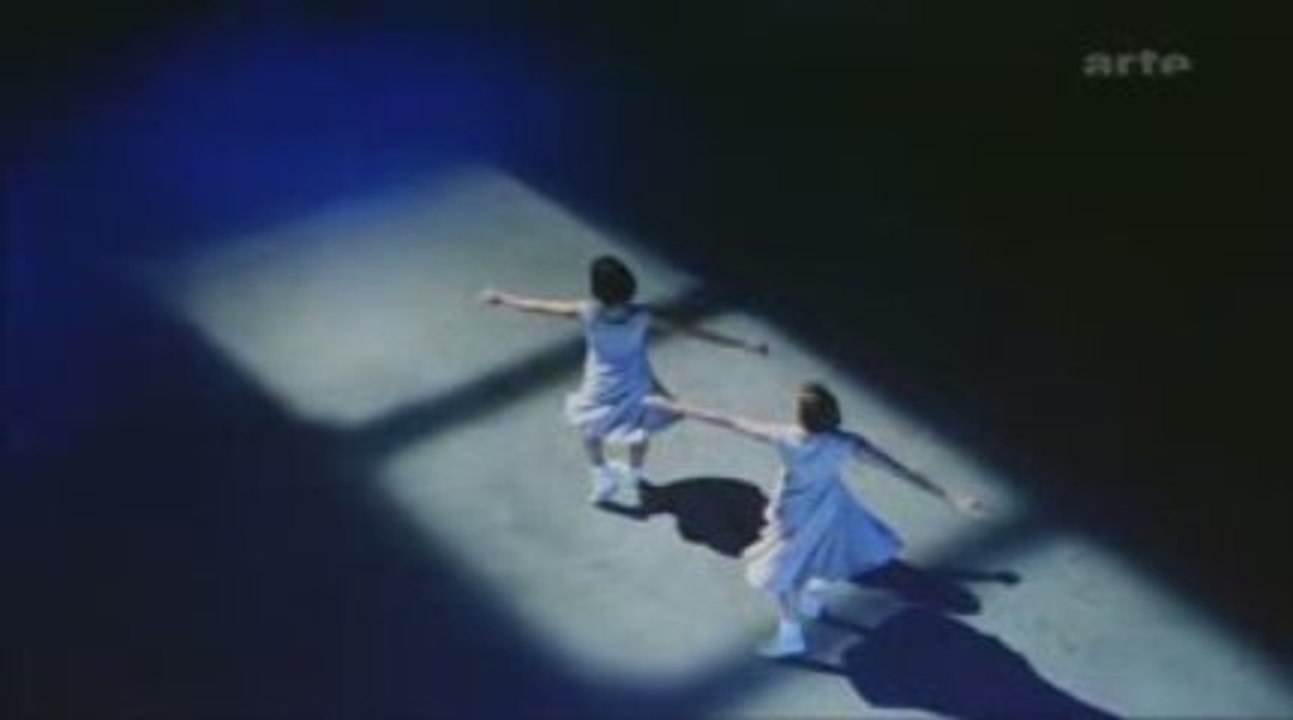 Anne Teresa De Keersmaeker - Fase2/5 (music Steve Reich)