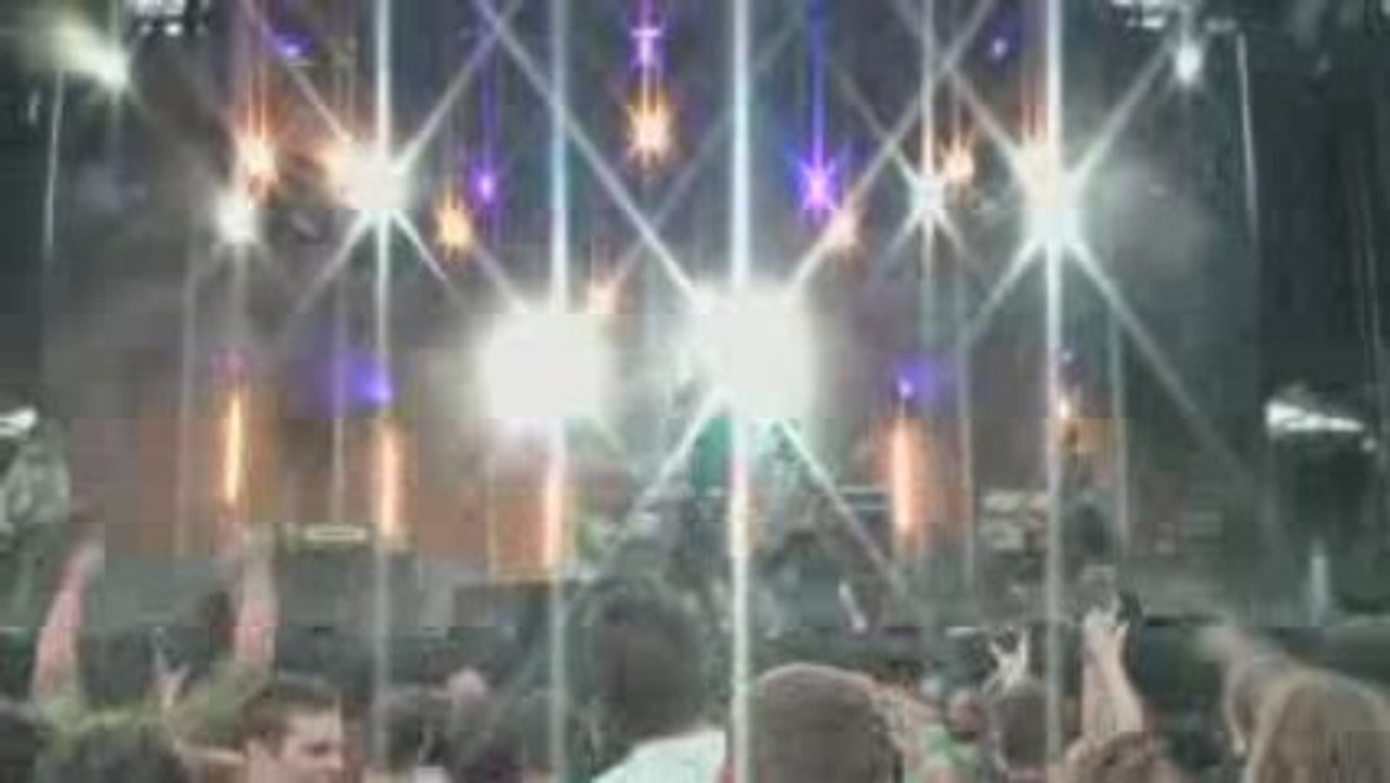 Watcha  : Dimebag [ Ferme du Rock 2008 ]