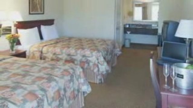 Americas Best Value Inn and Suites-Healdsburg Video Tour