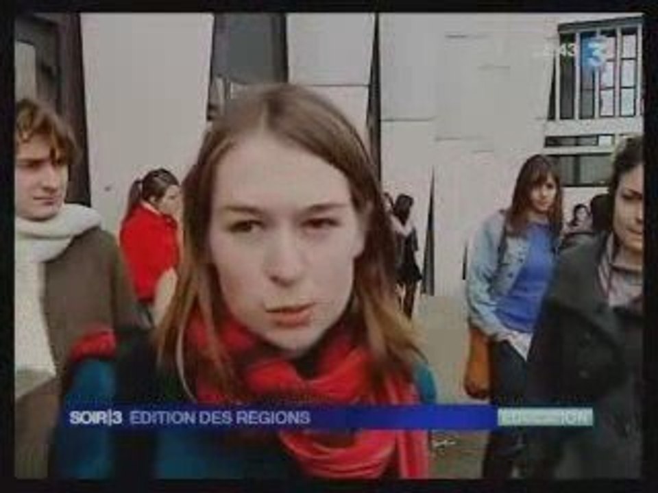 Enseignants Chercheurs et Etudiants poursuivent