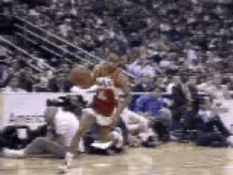 Basketball - NBA - Spud Webb 360 at 1986 NBA Slam Dunk