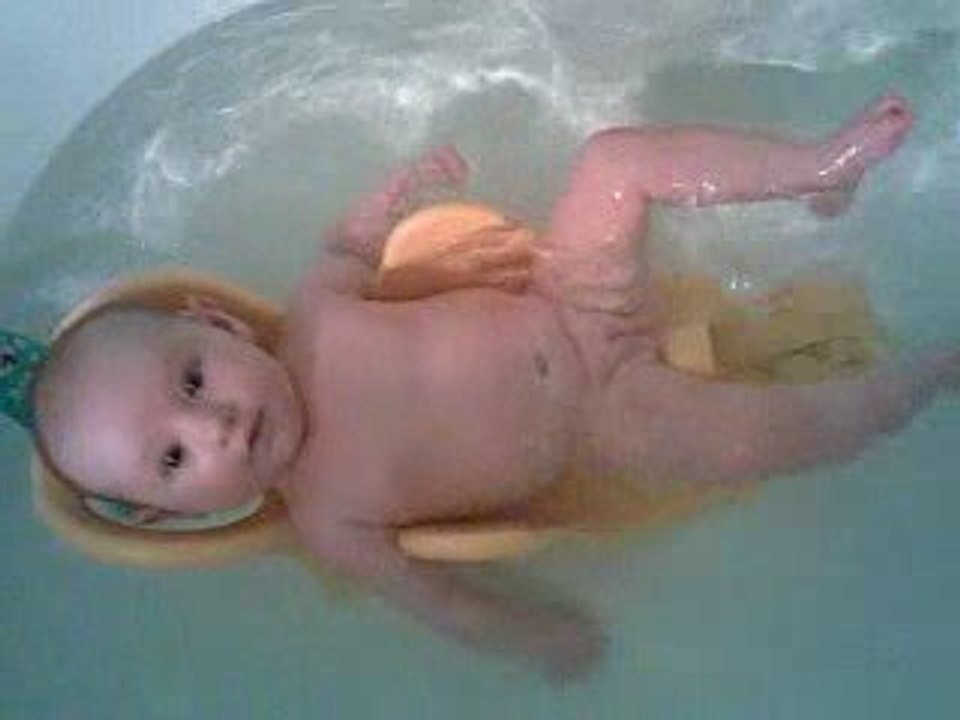 margot 2 mois et 2 semaine