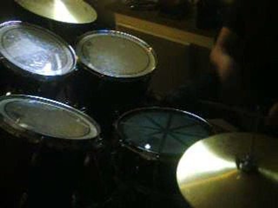 Kiss i was made for loving you ( drum cover )