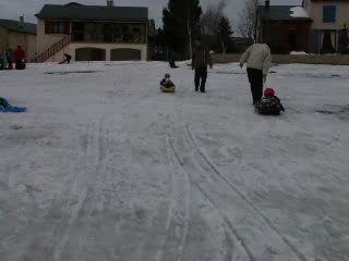 Lise et Théo en luge aux Angles