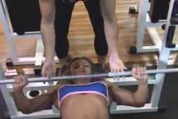 FIGURE MODEL daniele vieira DIYMUSCLE female bodybuilder