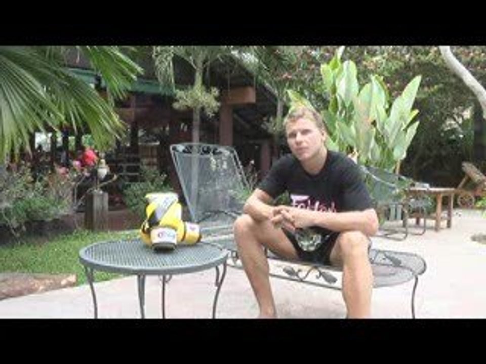 Michal Glogowski at Fairtex Bangplee