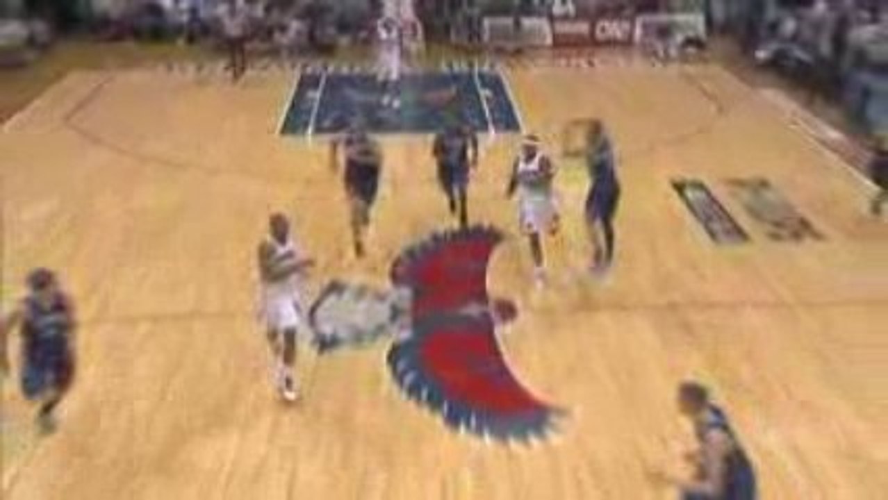 NBA Ronald 'Flip' Murray finishes with authority against the