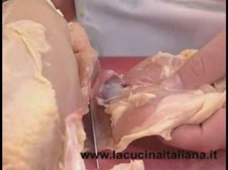 Sezionare il pollo