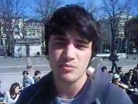 Tarbes IUT cours sur la place de Verdun