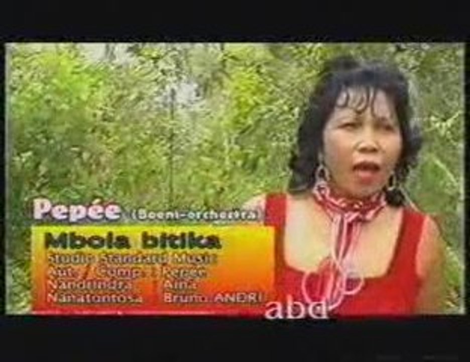 Mbola bitika (Pépée)