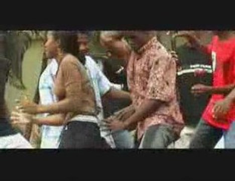 Groupe sofia gouma : vaova tsara tsy lany