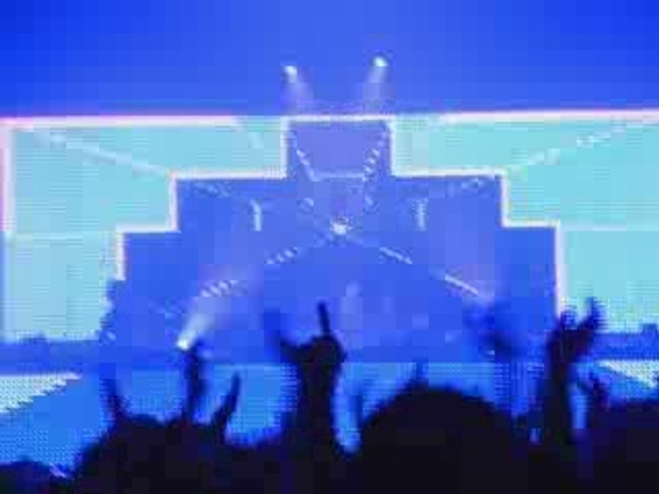 Birdy Nam Nam - The Parachute Ending(vs Yuksek) @Micropolis