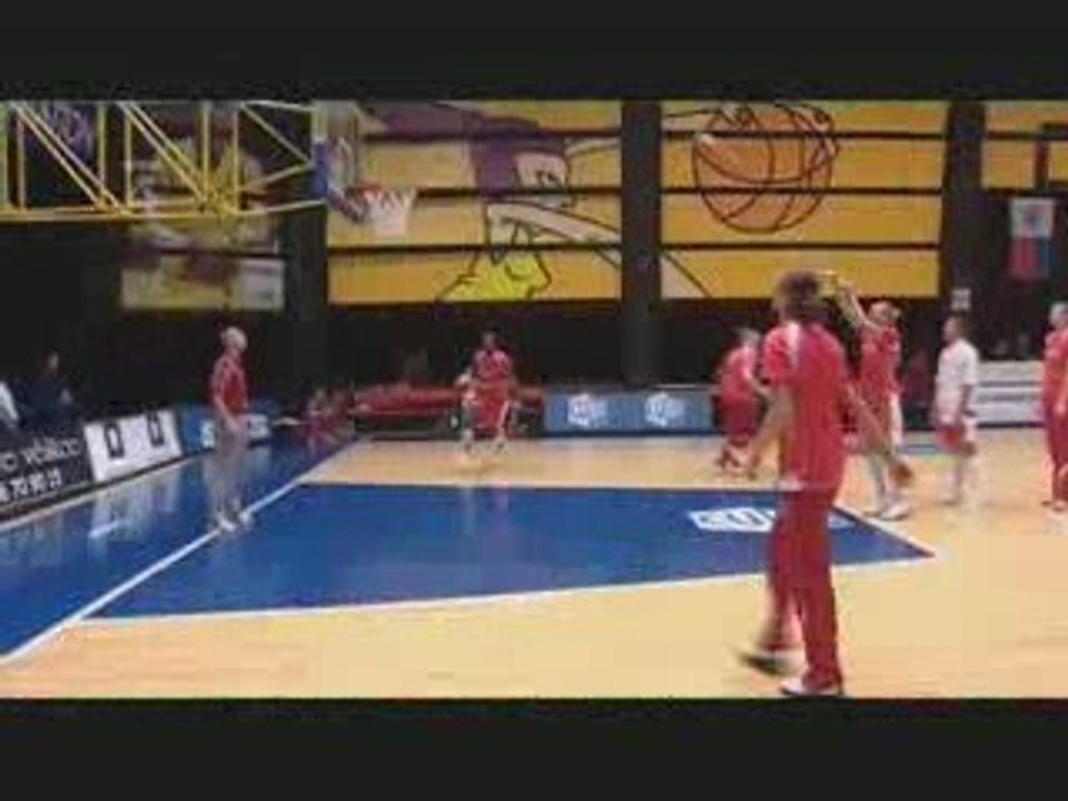 Dunk Sylvia