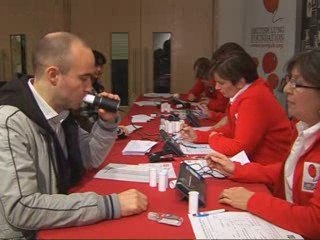 Shock tactics used to put students off smoking