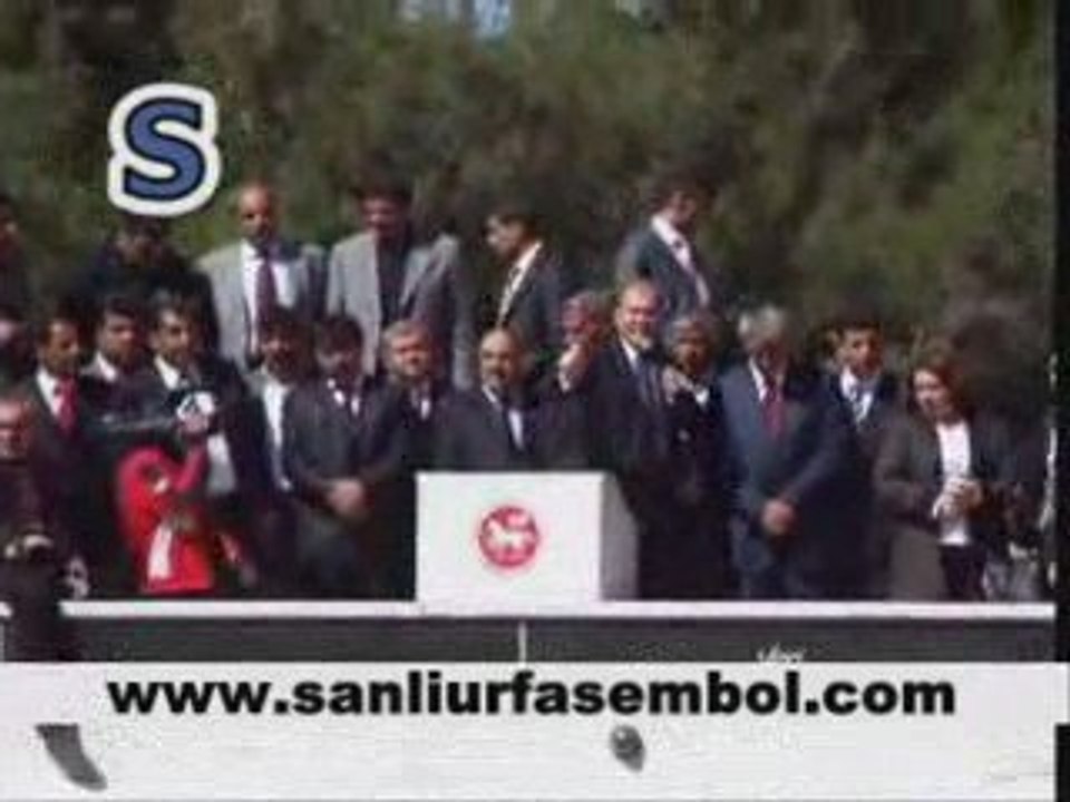 SOYLU "KİMLİK ÜZERİNDEN SİYASETE SON"