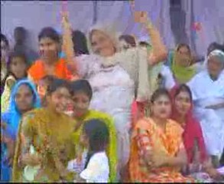 Ravinder Grewal - Munda ki kare