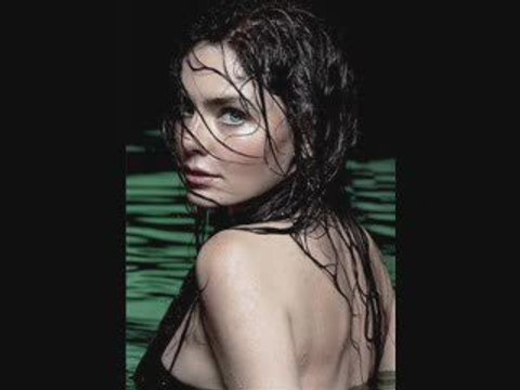 Nil Karaibrahimgil Nil Kıyısında 2009 Full Albüm Mp3 indir