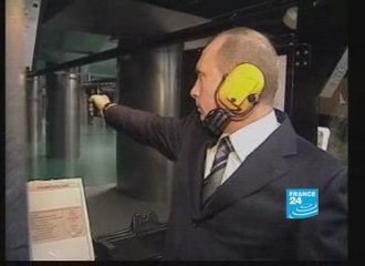 Russie: Medvedev reste dans l'ombre de Poutine