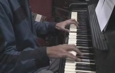 Mozart 40 played by jonathan