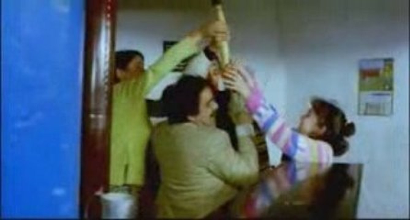 Deli Deli Olma film fragmanı