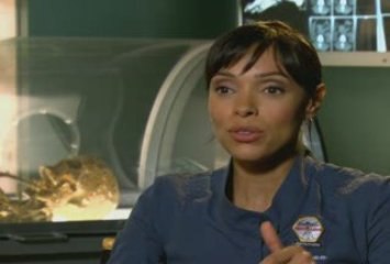 Tamara Taylor Talks About David Boreanaz Directing Bones 1