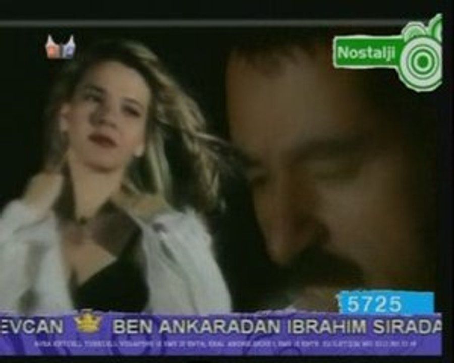 Ibrahim Tatlises NANKÖR KEDI video klip KRAL TV 2011 video Dailymotion