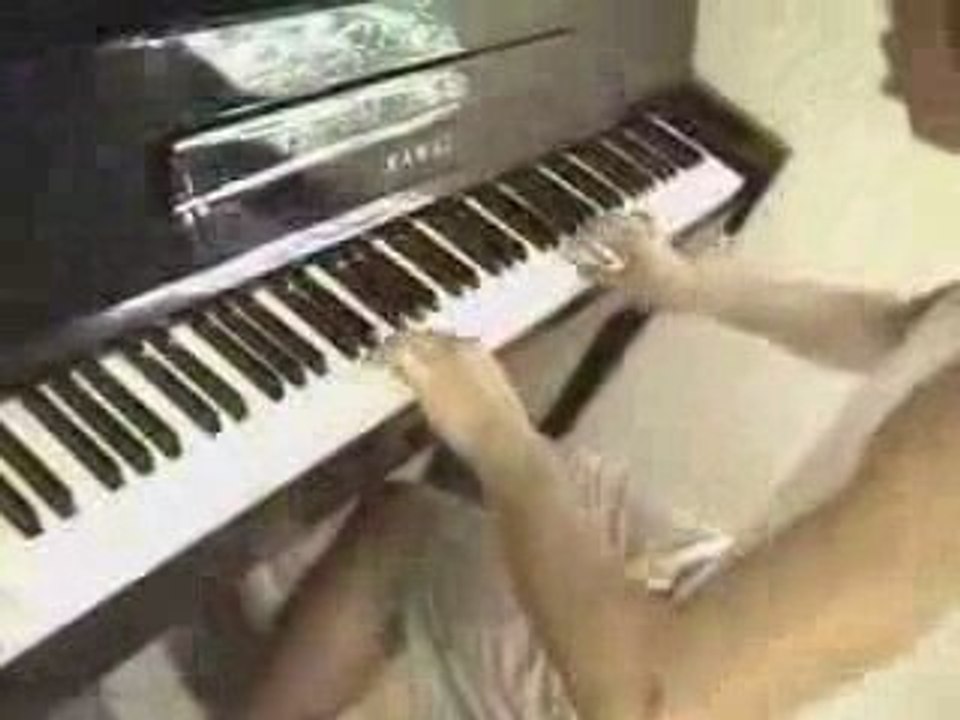 Mario au piano