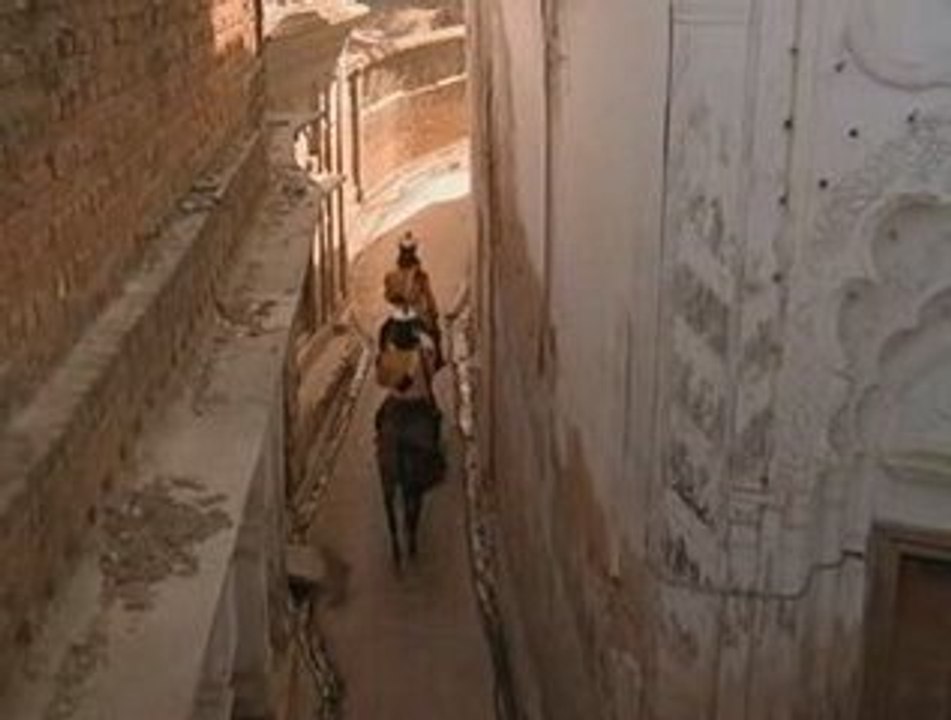 Shatranj Ke Khilari - Part 10