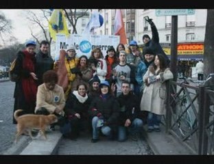 Camion de la Paix. Rues de Paris