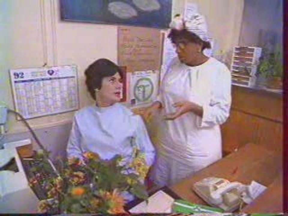 Les Inconnus - L'hôpital