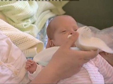 Calls to remove chemical from baby bottles