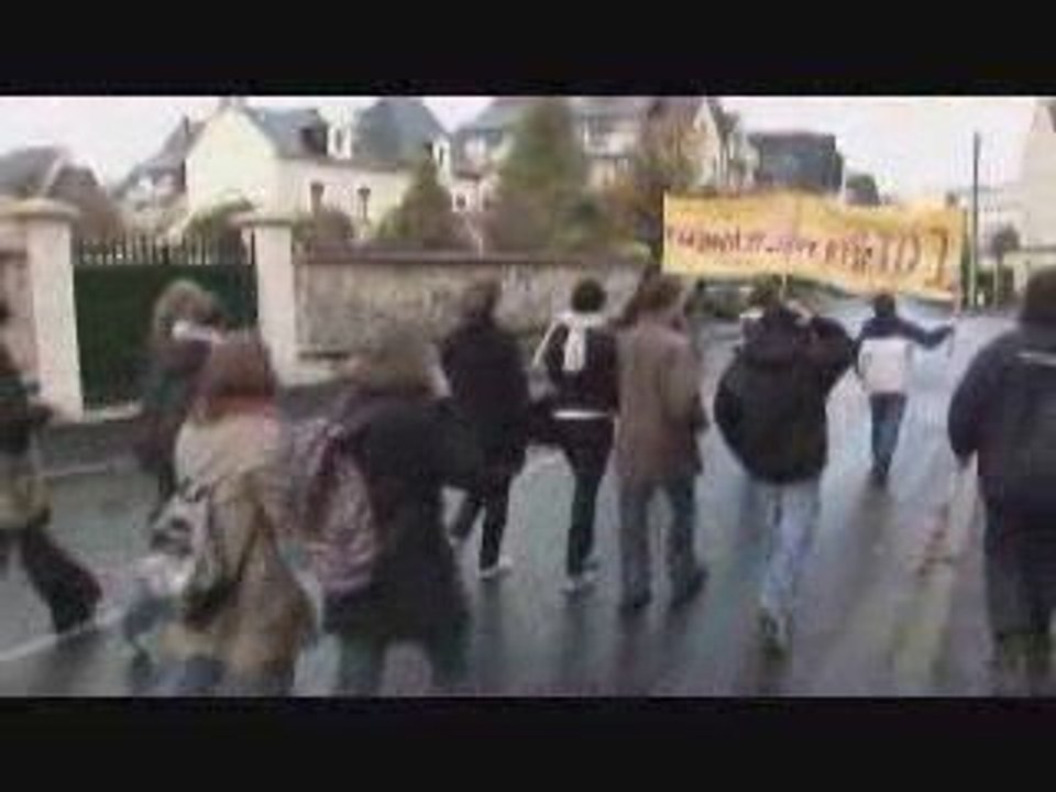 Manifestation à Caen contre la LRU le 29 novembre 2007