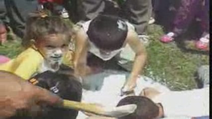 Yogurt yeme yarışı