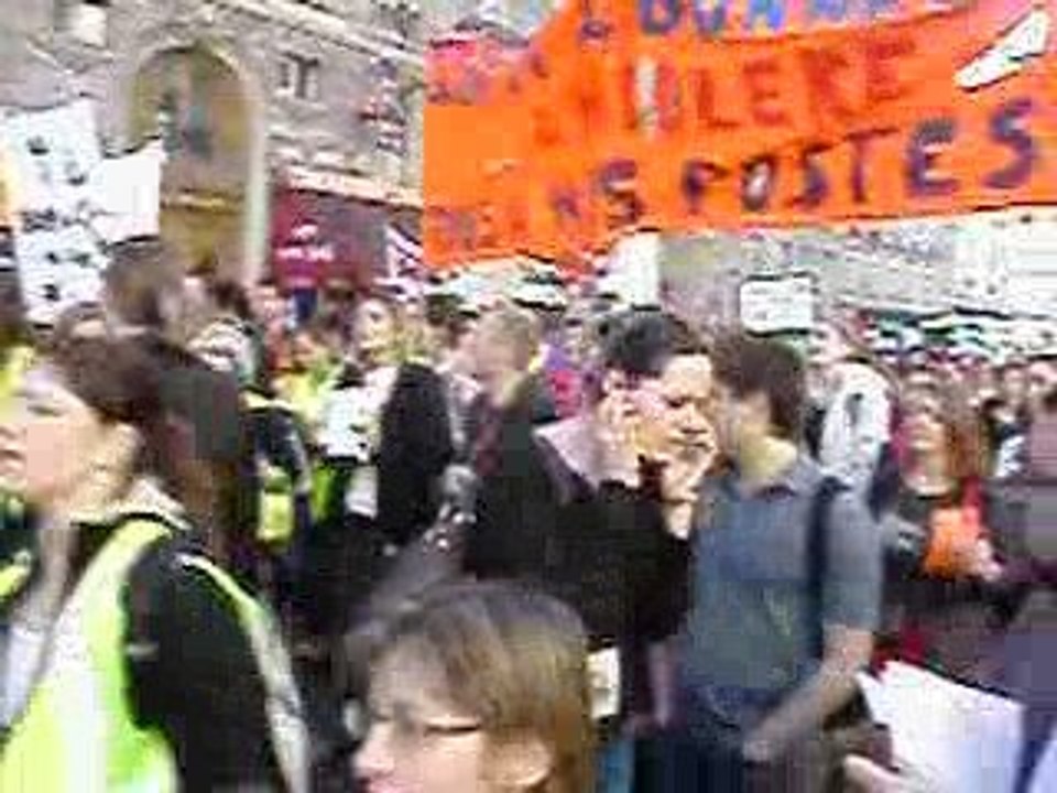 10 - Manif