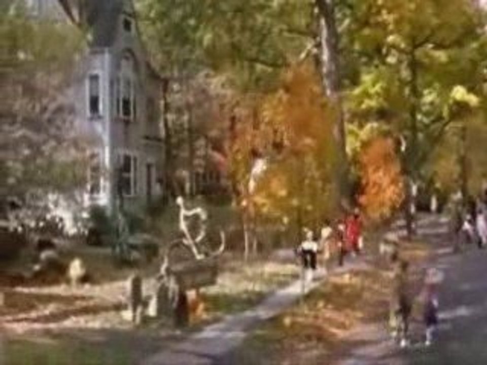 Trailer from Stepmom(1998)