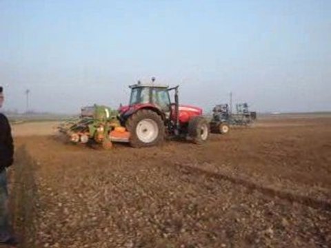 Massey Ferguson 6480 au semis d'orge de printemps