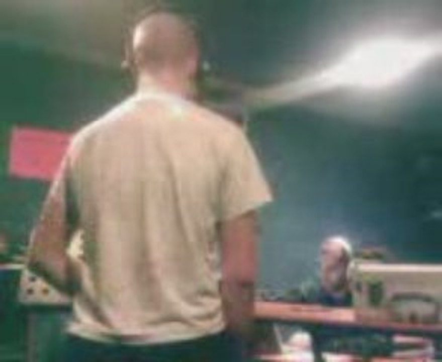 VID003
