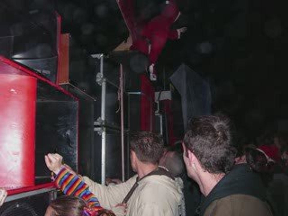 Aperobik Foundation (Bivouak Parts 2)