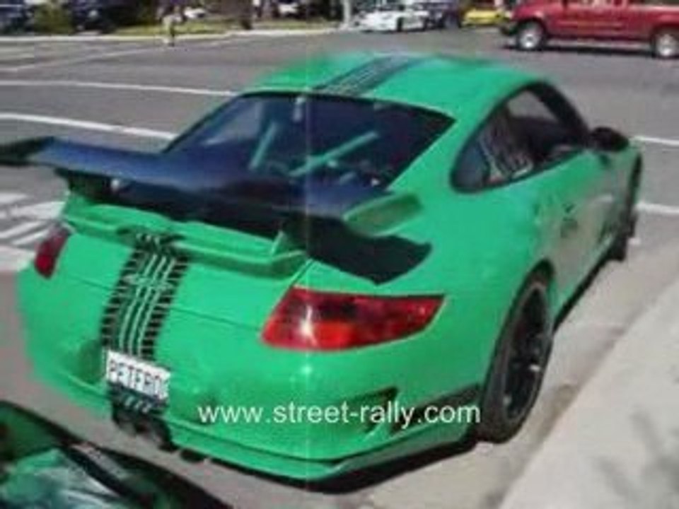 Porsche GT3 RS Rev and Accelerate