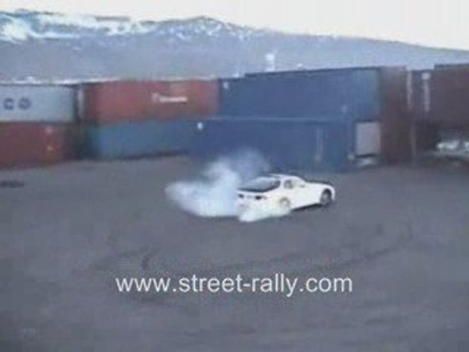 Porshce 944 Drifting and Burn Out