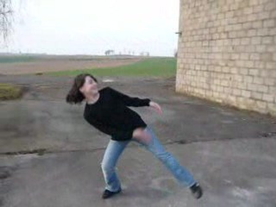 La super danse de Camille, le Dimanche =P