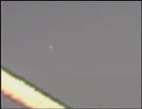 Ovnis - Vidéo - [Divers]Observation d'un OVNI de grande t~1