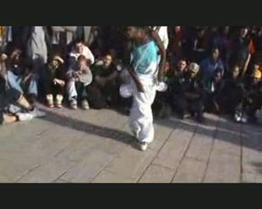 Battle Newstyle : Horus et Spacee (6tD) VS Tishou et Cyntia