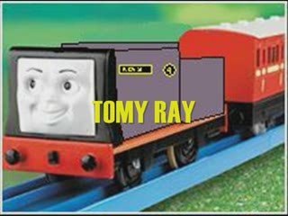 Ray in ETTE merchandise