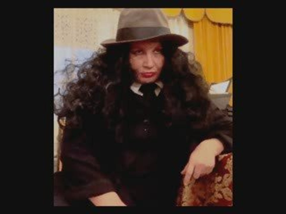 LUMINITA SOARE: "IN THE GHETTO"- ELVIS PRESLEY